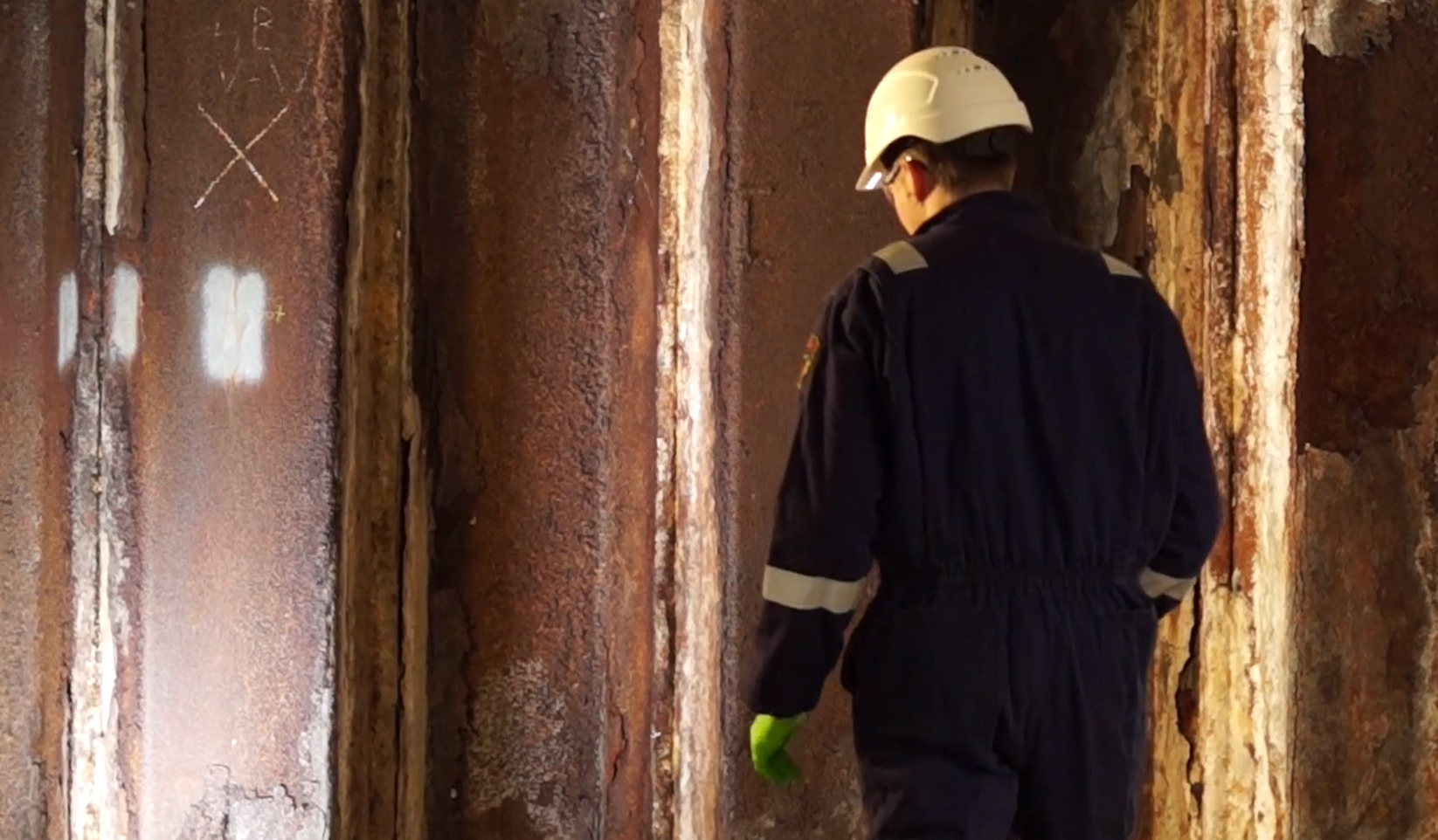 Mill scale on sheet piling